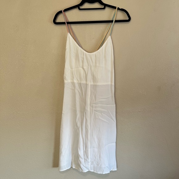 Short White Dress - Picture 1 of 4